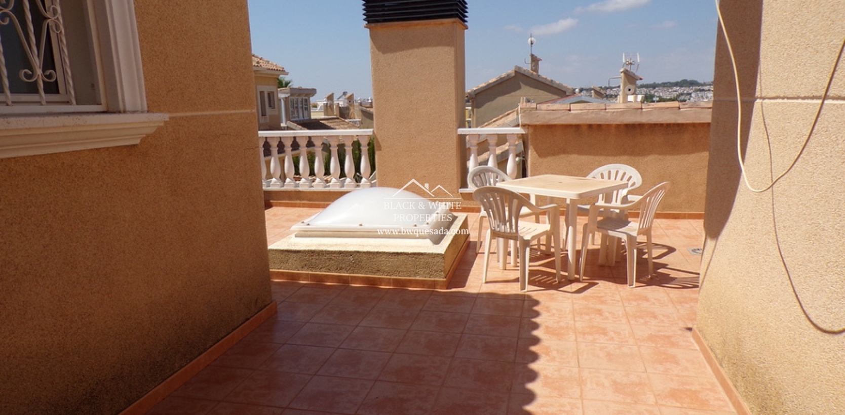 Revente - Detached Villa - Los Altos