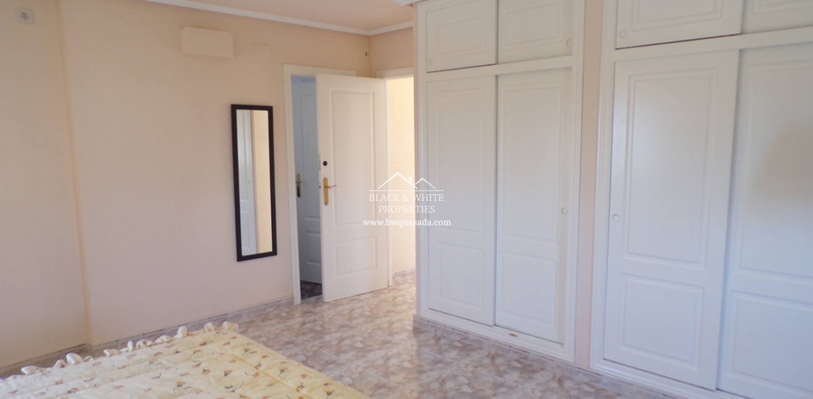 Revente - Detached Villa - Los Altos