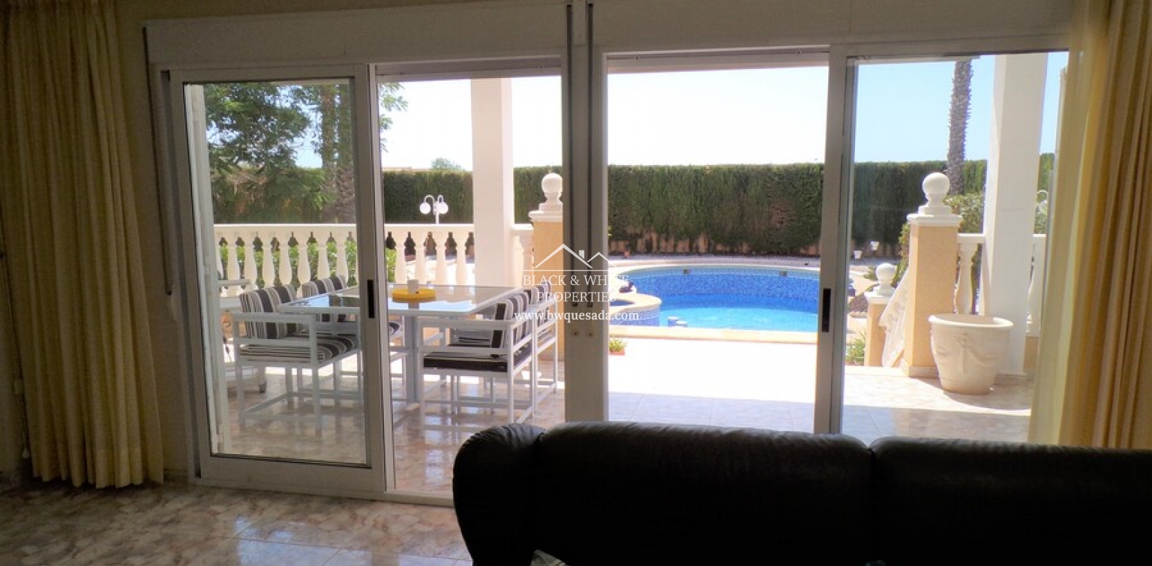 Revente - Detached Villa - Los Altos