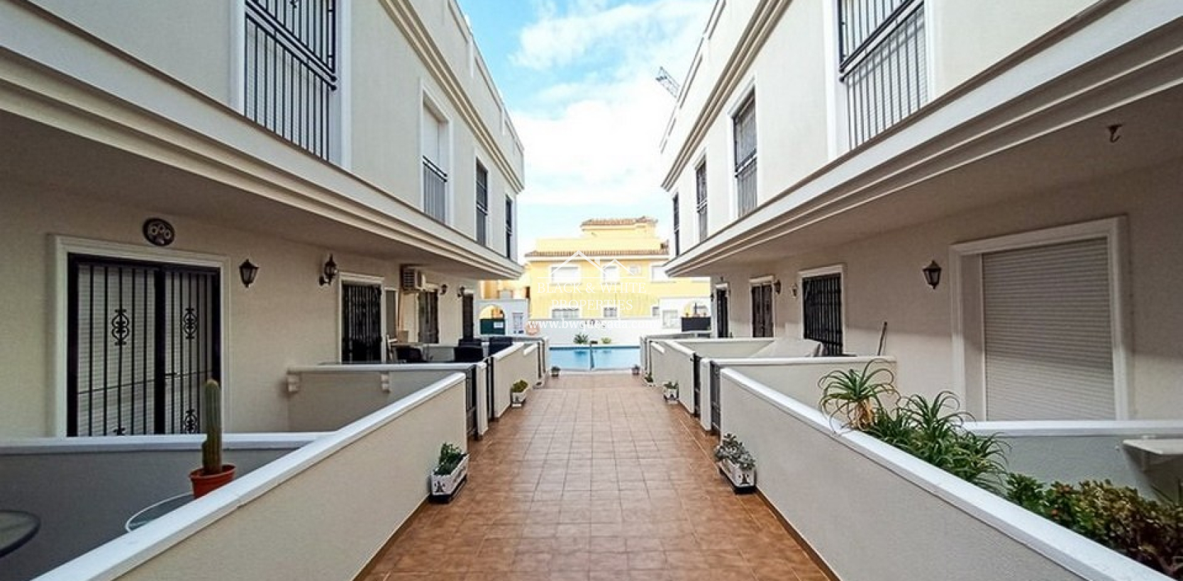 Revente - Rez-de-chaussée - Formentera del Segura