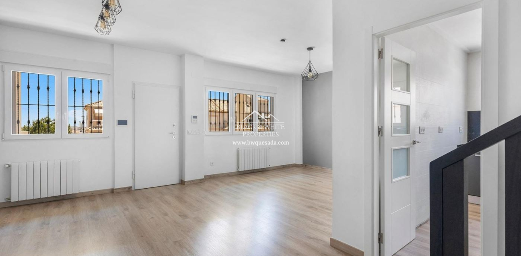 Revente - Semi - Maison de Ville - Torrevieja - Aguas nuevas 1