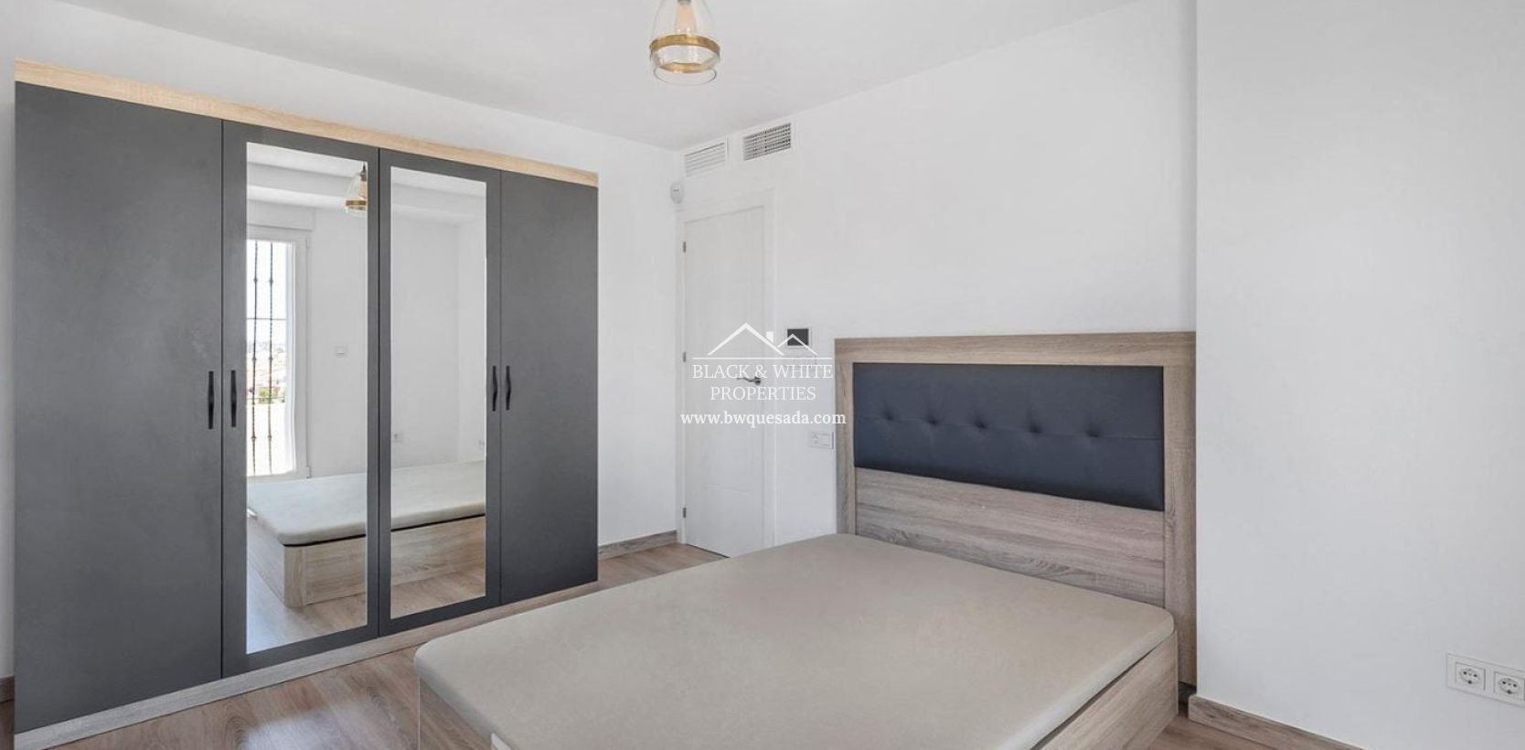 Revente - Semi - Maison de Ville - Torrevieja - Aguas nuevas 1