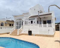 Revente - Villa - Torrevieja - El chaparral