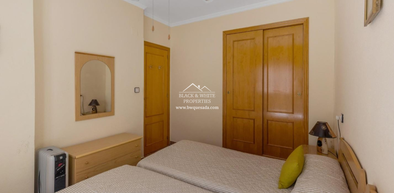 Venta - Planta Baja  - Torrevieja - Playa de los Locos