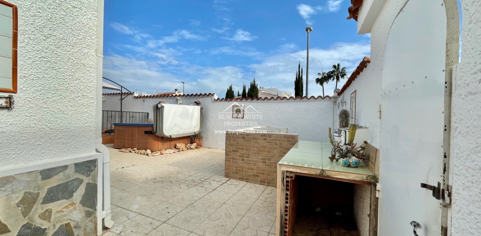 Venta - Semi - Adosada Villa  - Ciudad Quesada