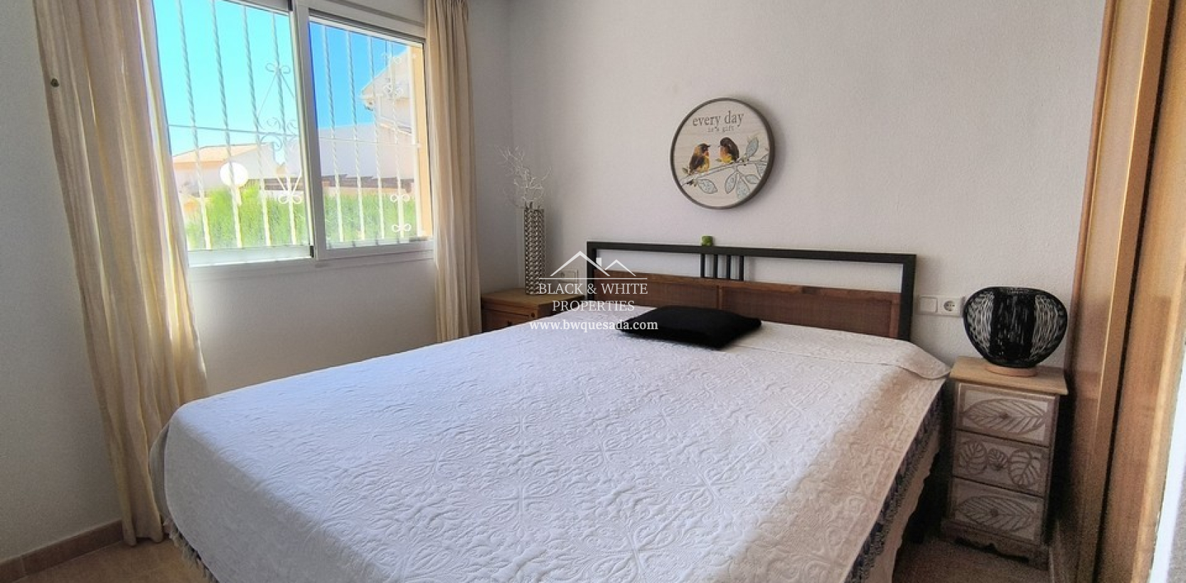 Venta - Semi - Adosada Villa  - Ciudad Quesada