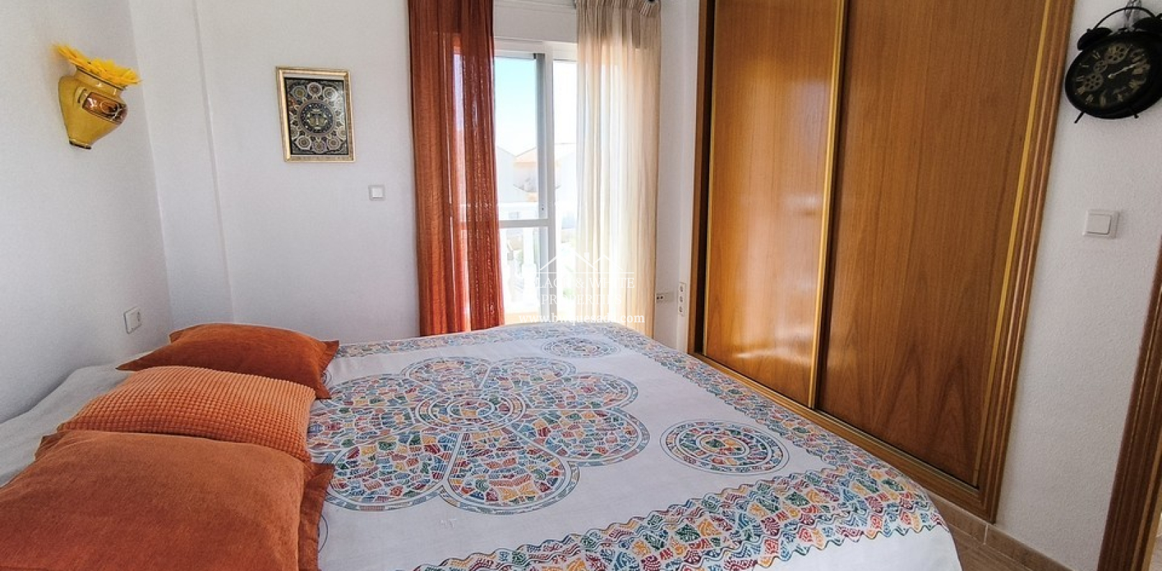 Venta - Semi - Adosada Villa  - Ciudad Quesada