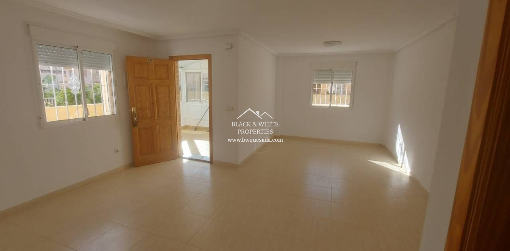 Venta - Semi - Adosada Villa  - Ciudad Quesada