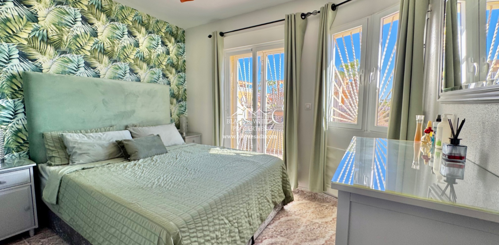 Venta - Semi - Adosada Villa  - Lo Crispin