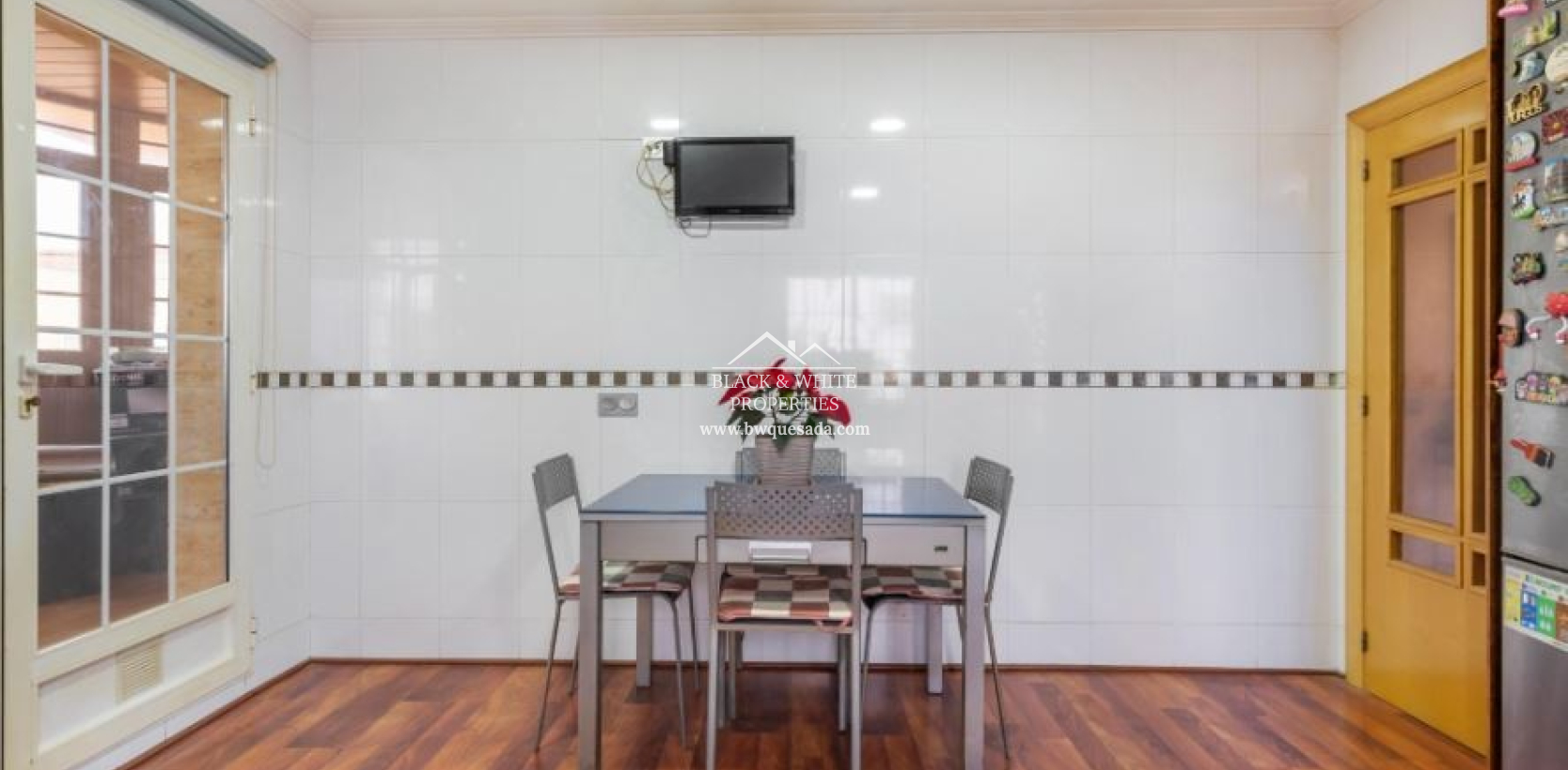 Venta - Semi - Adosada Villa  - Torrevieja - Nueva Torrevieja - Aguas Nuevas