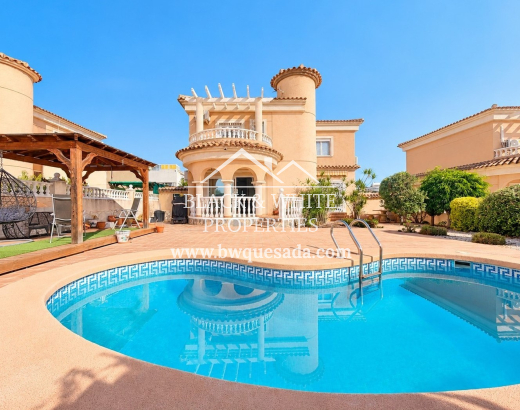 Villa - Resale - La Marina - La Marina