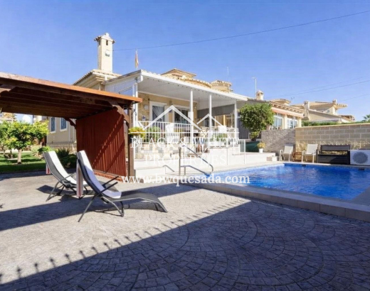 Villa - Resale - Torrevieja - El chaparral