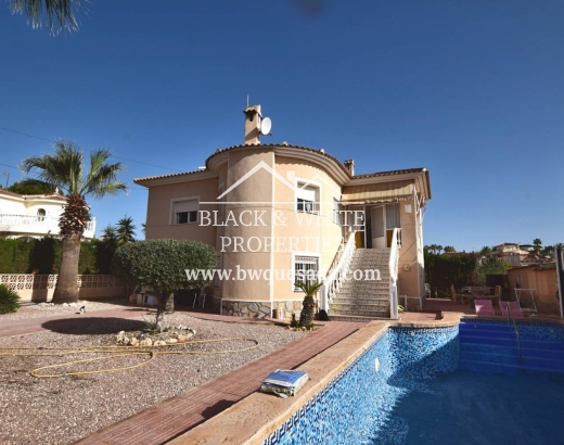 Villa - Venta - Ciudad Quesada - BWV-1580
