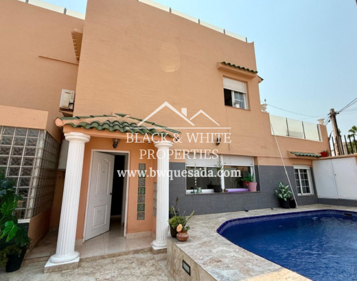 Villa - Venta - Torrevieja - Playa del Cura